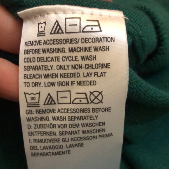 Belle By Kim Gravel Green crew neck Sweater w/detachable green bow Size Large - Picture 11 of 12